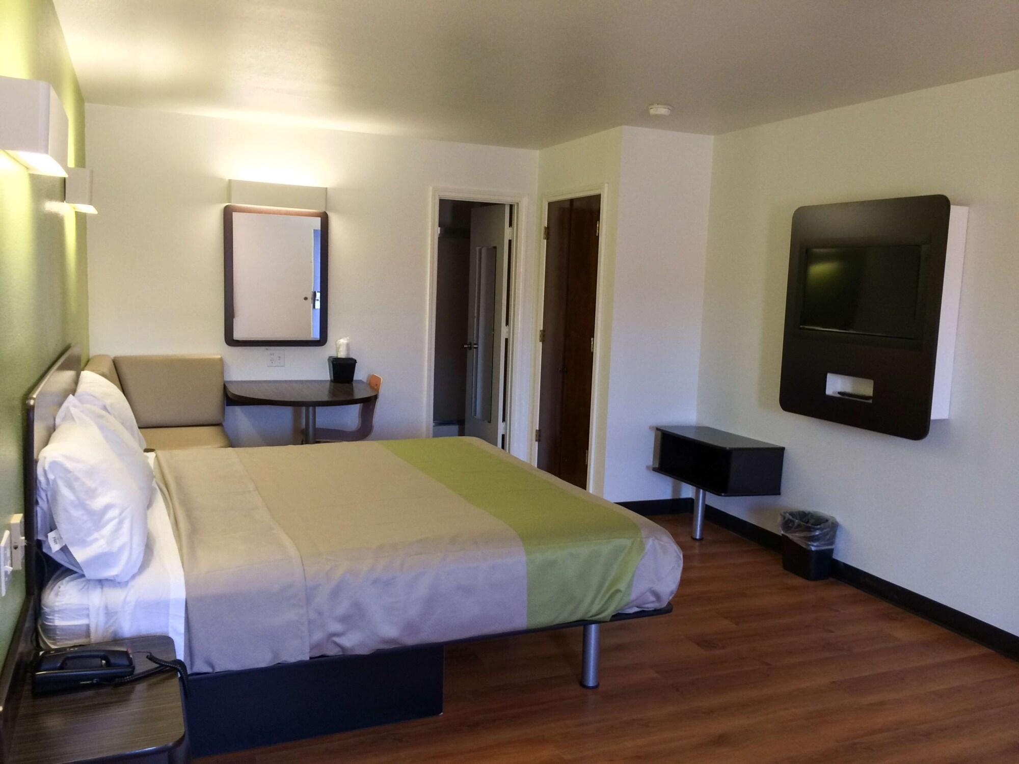 Motel 6-Longview, Tx - North Екстер'єр фото